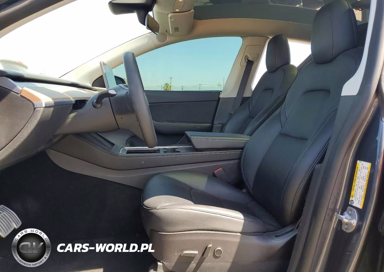 2022 Tesla Model Y VIN:7SAYGDEF6NF491365 - 7