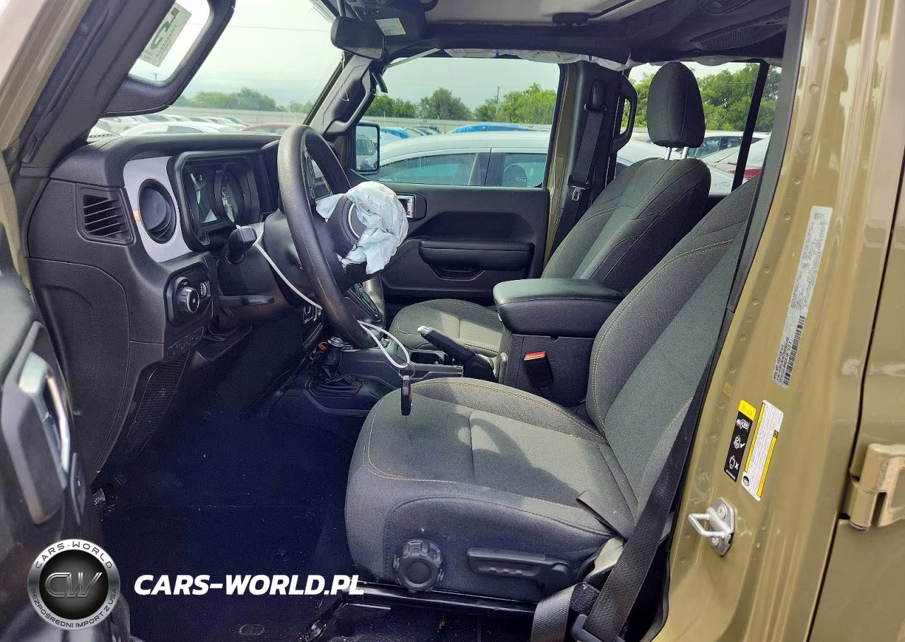 2025 Jeep Wrangler Sport VIN:1C4PJXDN7SW520738 - 7
