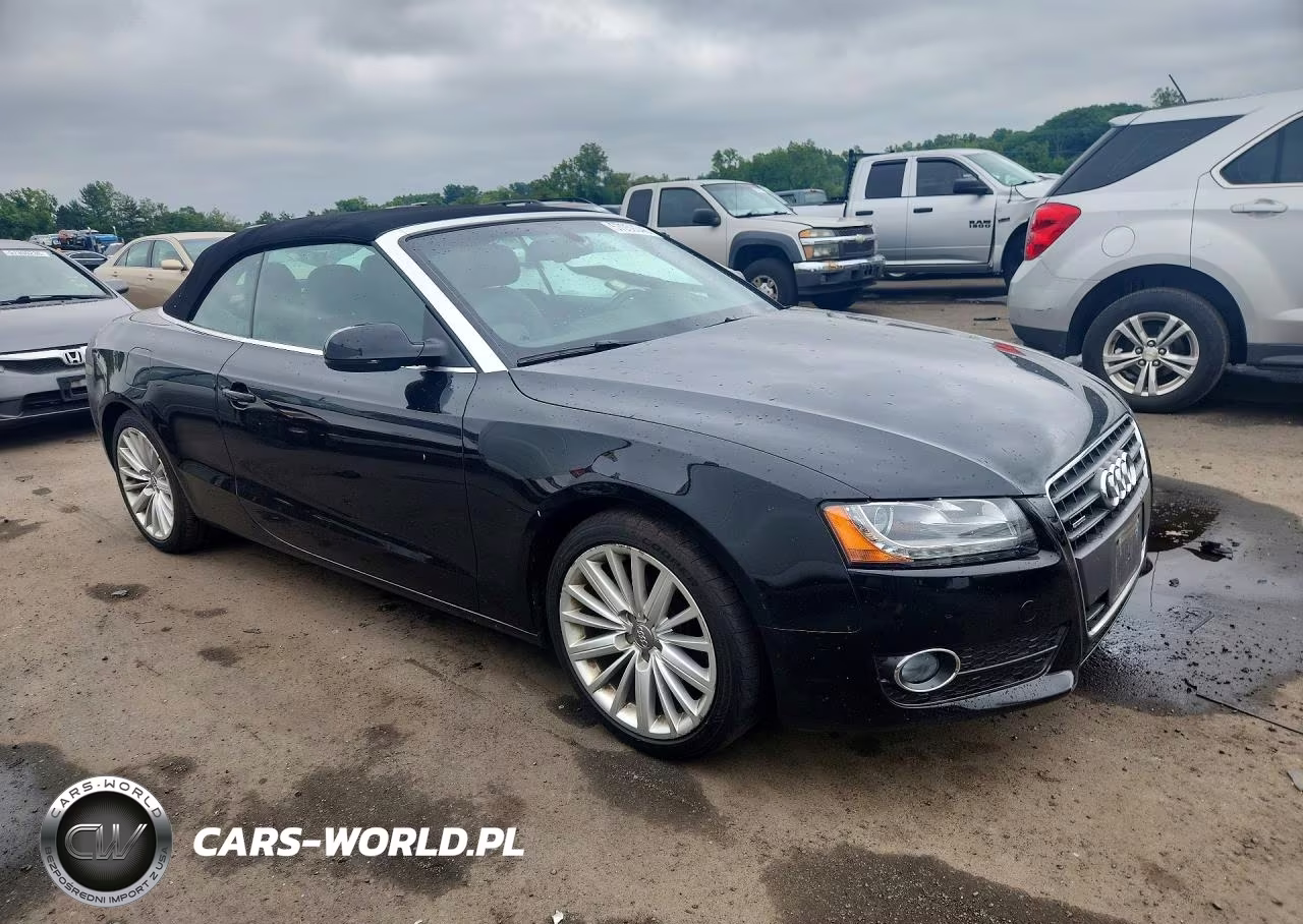 2011 Audi A5 Premium Plus VIN:WAULFAFHXBN015056 - 4