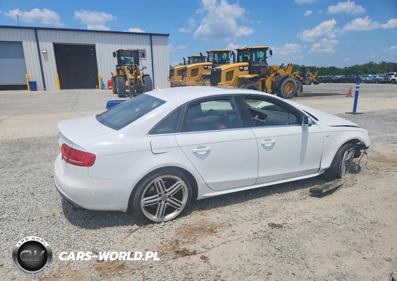 2012 Audi S4 Prestige VIN:WAUKGAFLXCA024202 - 3