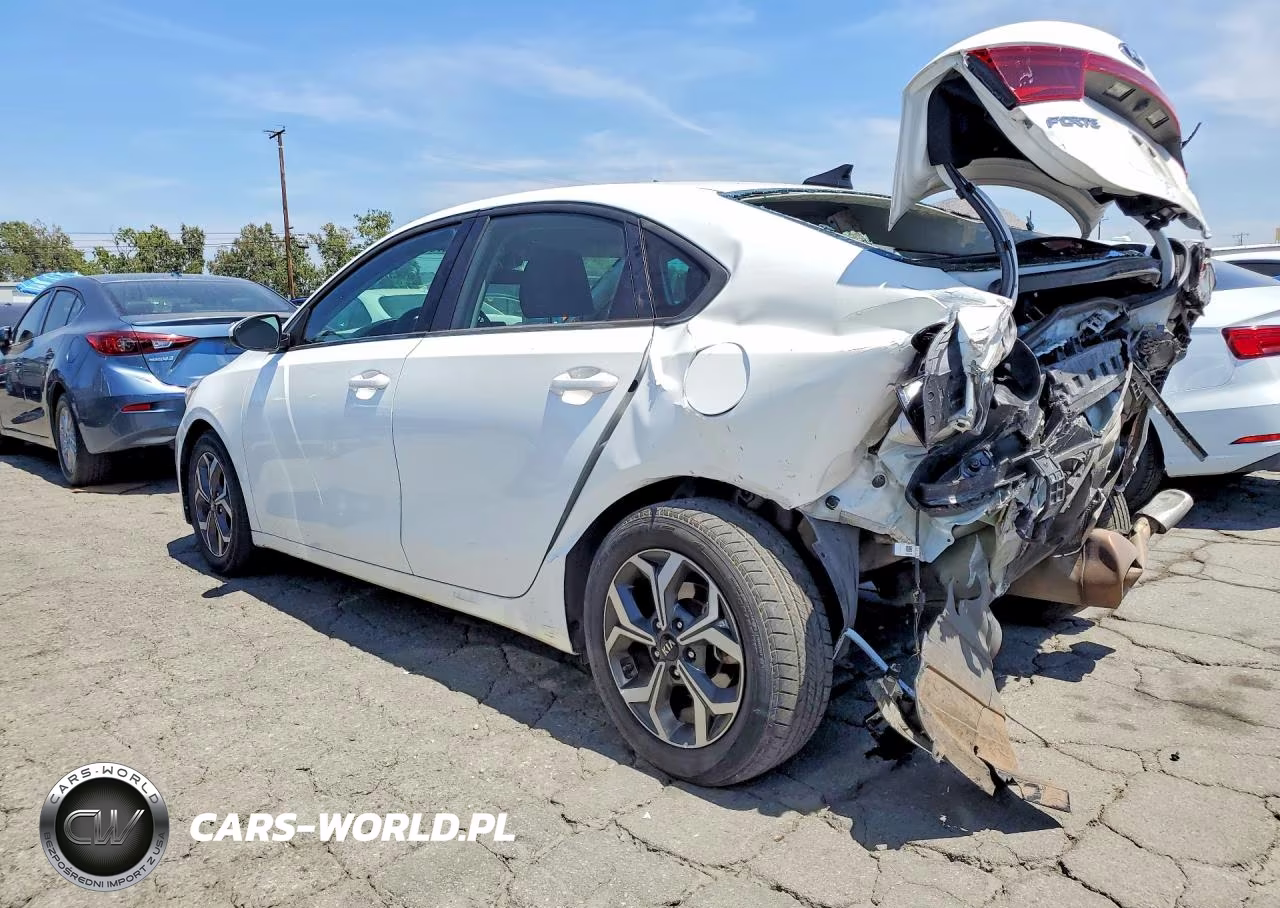2021 Kia Forte Lxs VIN:3KPF24AD8ME403301 - 2