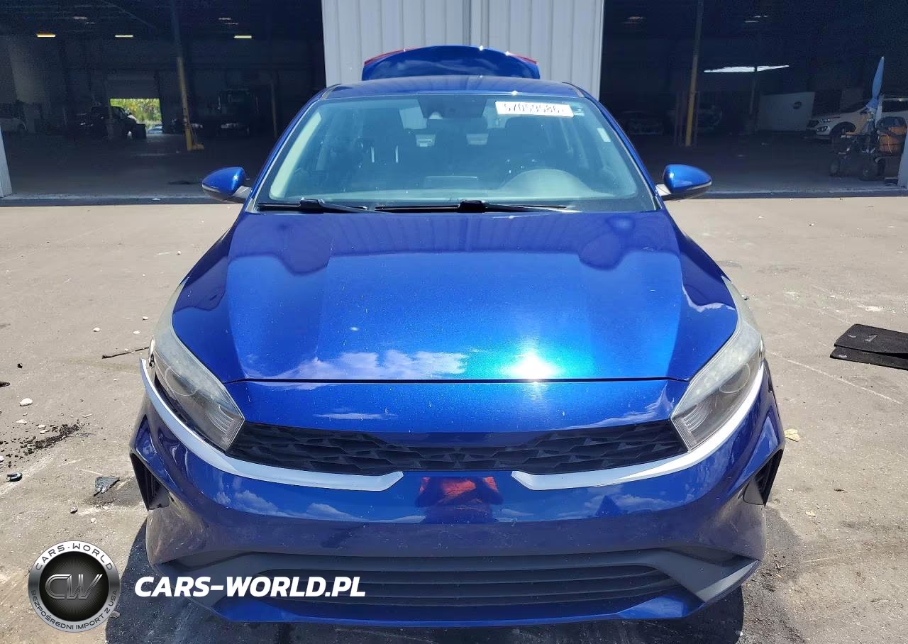 2022 Kia Forte Lxs VIN:3KPF24AD3NE438880 - 5