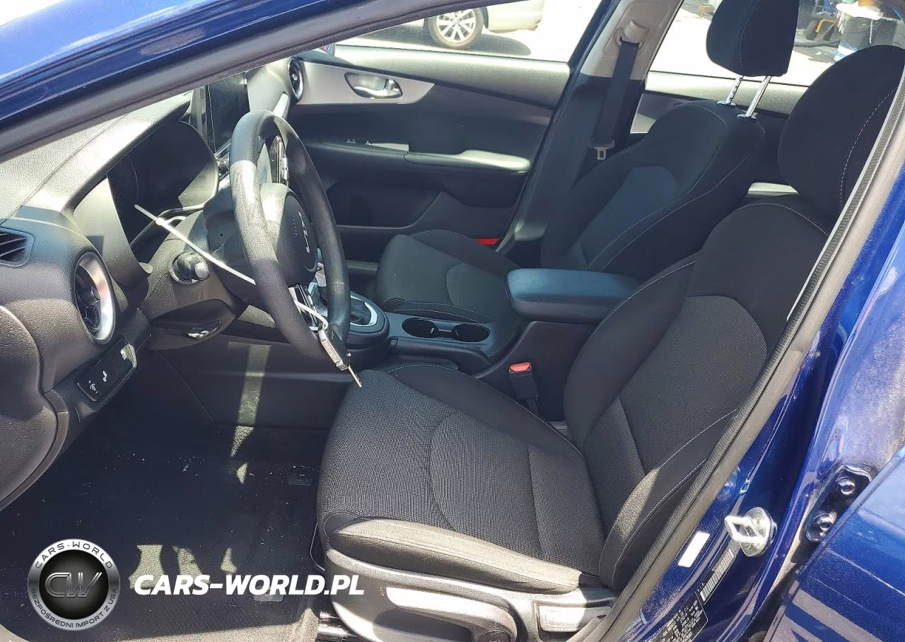 2022 Kia Forte Lxs VIN:3KPF24AD3NE438880 - 7