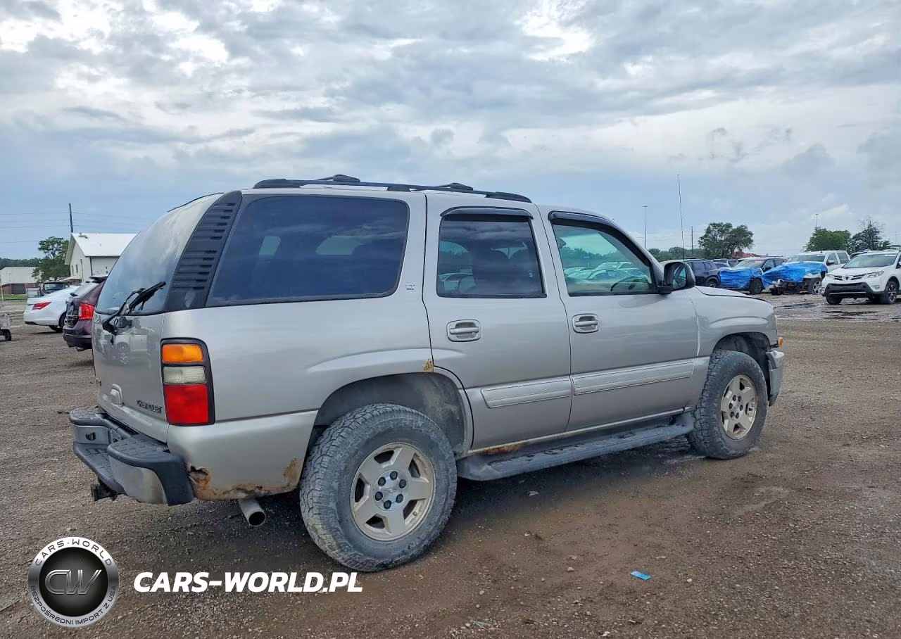 2004 Chevrolet Tahoe K1500 VIN:1GNEK13Z84R208586 - 3