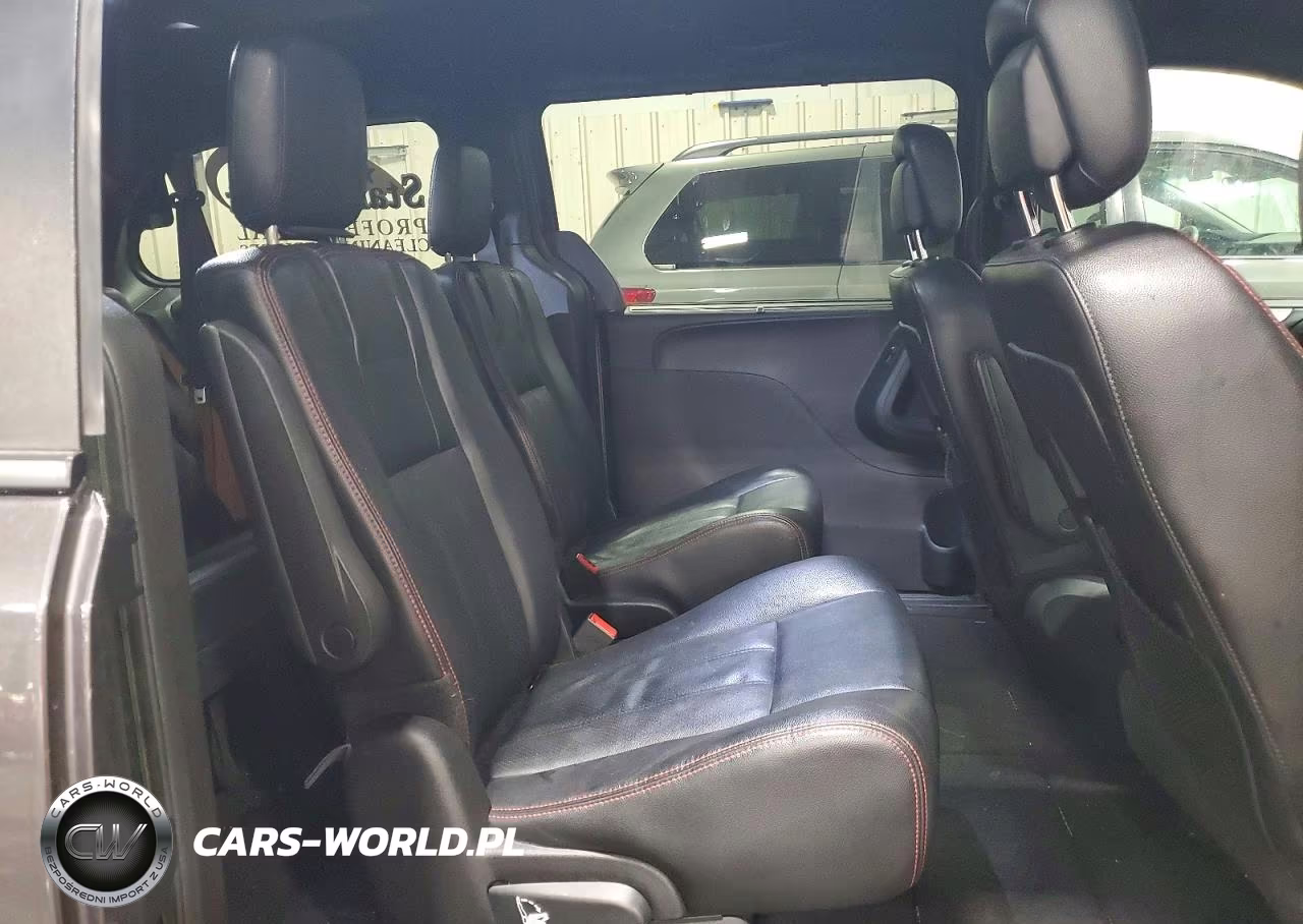 2019 Dodge Grand Caravan Gt VIN:2C4RDGEG9KR740181 - 11