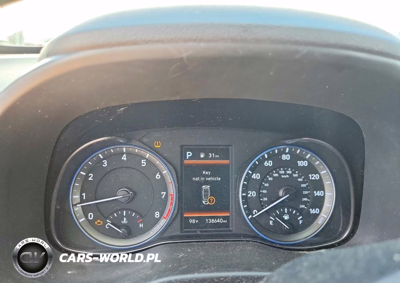 2019 Hyundai Kona Ultimate VIN:KM8K53A53KU360618 - 9