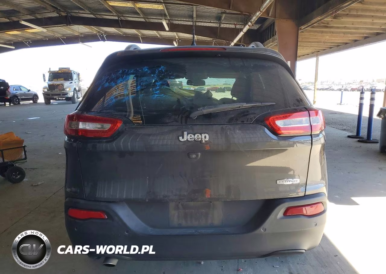 2017 Jeep Cherokee Latitude VIN:1C4PJLCB9HW640985 - 6