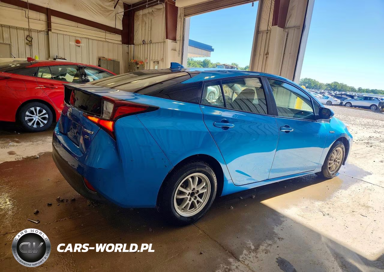 2021 Toyota Prius L Eco VIN:JTDKAMFU4M3140662 - 3