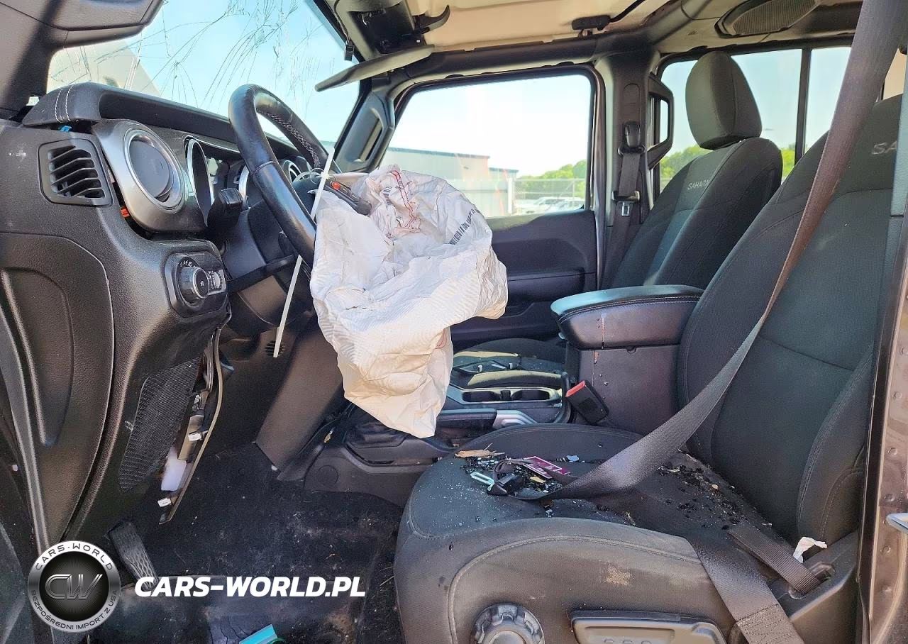 2018 Jeep Wrangler Unlimited Sahara VIN:1C4HJXEG8JW168868 - 7