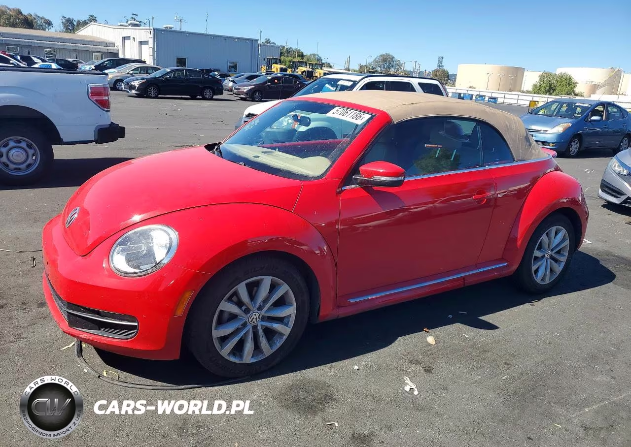 2013 Volkswagen Beetle – zdjęcie 1 z 12