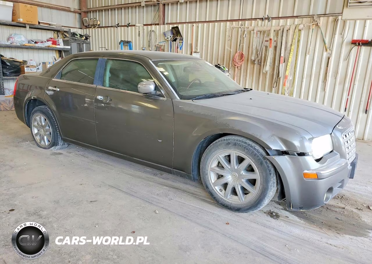 2008 Chrysler 300C VIN:2C3KA63H38H139643 - 4