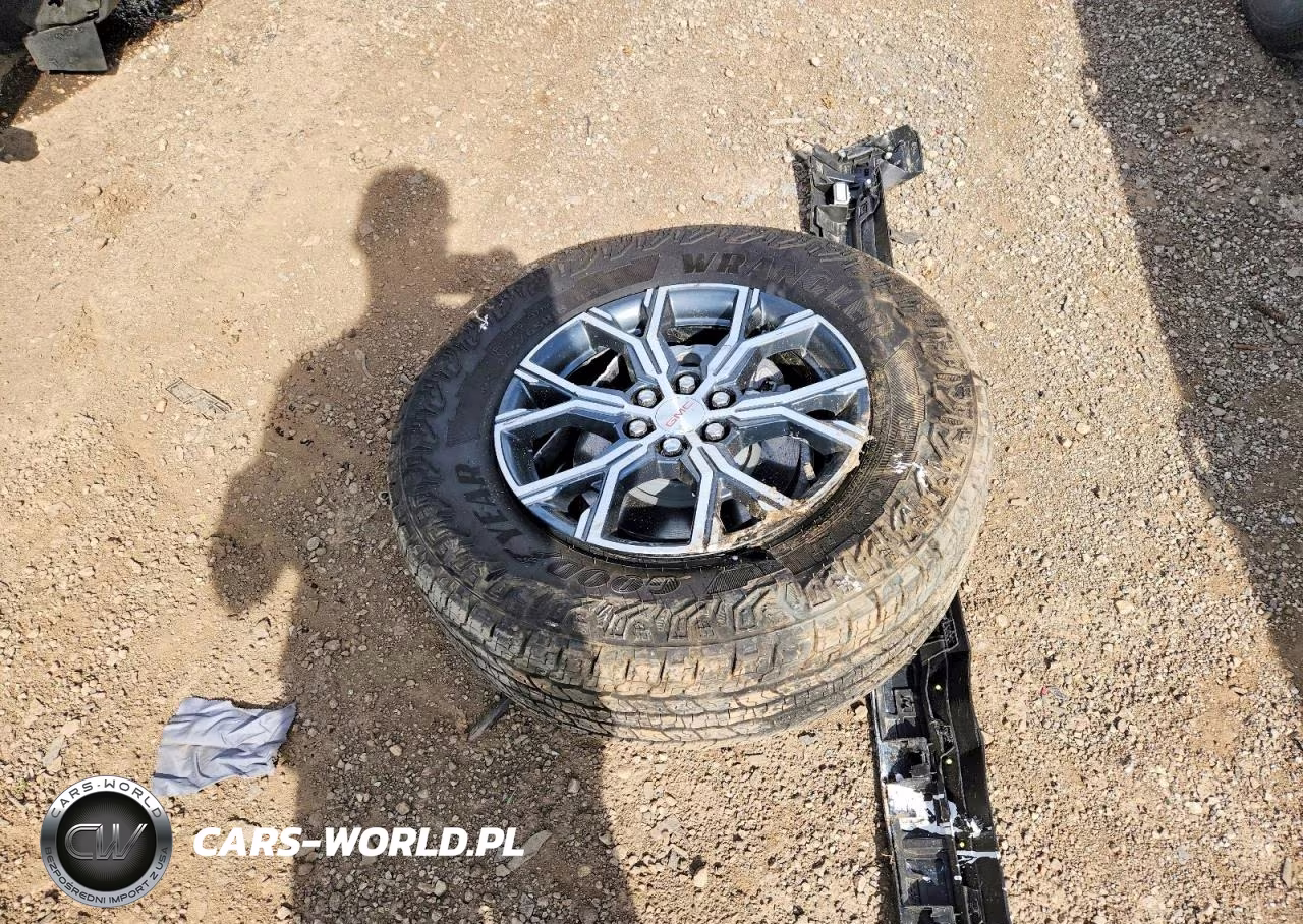 2025 GMC Acadia At4 VIN:1GKENPRS6SJ301443 - 13