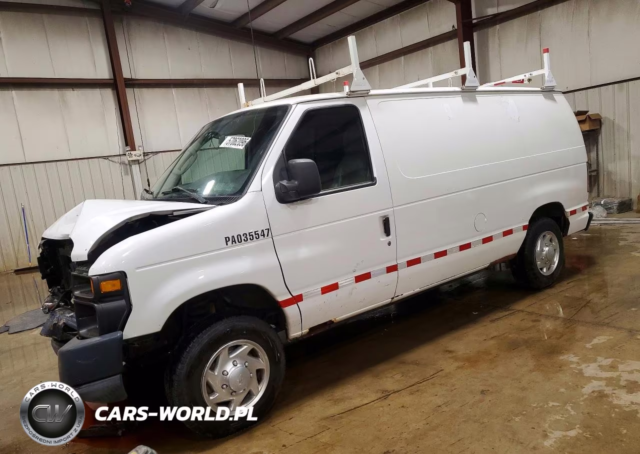 2010 Ford Econoline E150 Van – zdjęcie 1 z 13