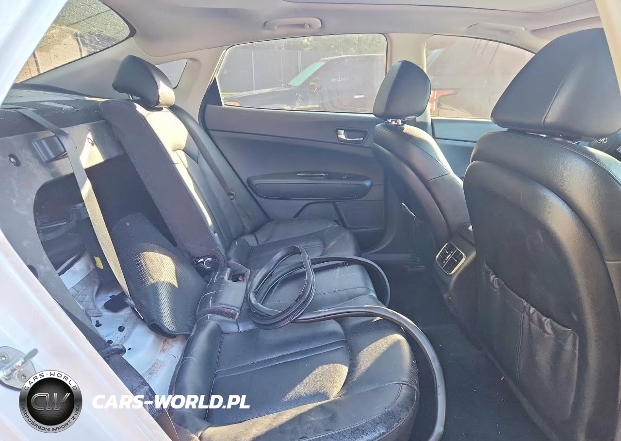 2019 Kia Optima Ex VIN:5XXGU4L1XKG366709 - 10