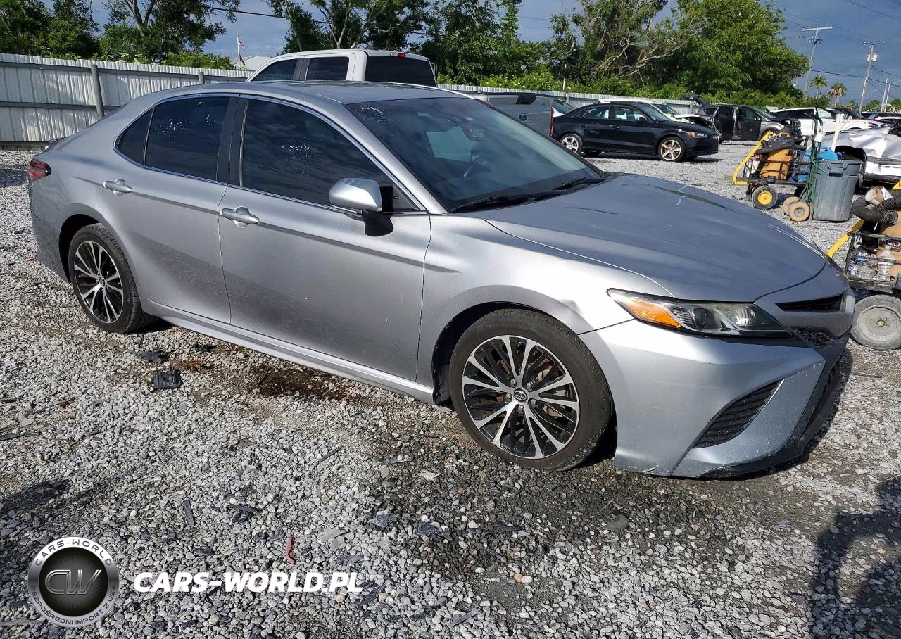 2019 Toyota Camry Se VIN:4T1B11HK7KU189870 - 4
