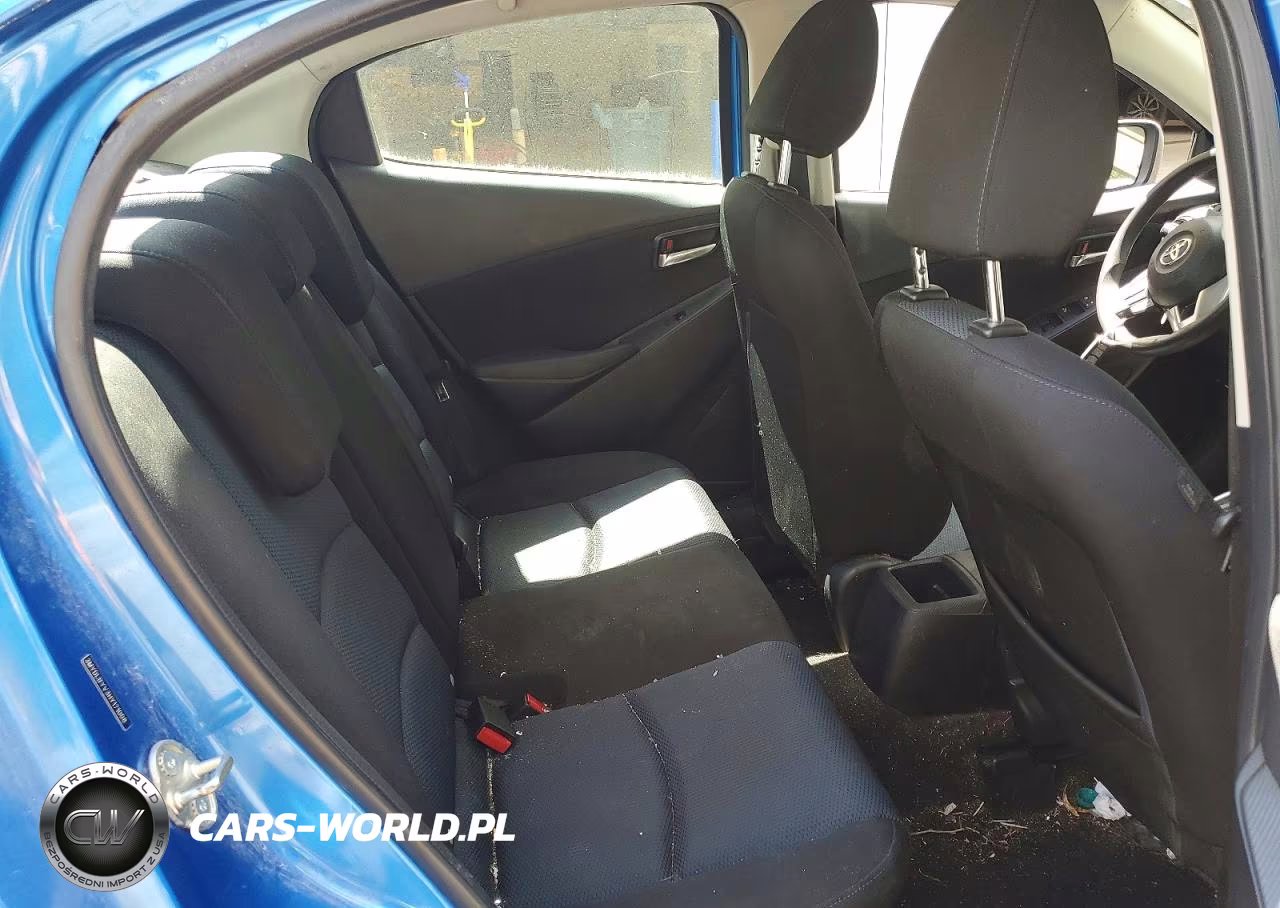 2017 Toyota Yaris Ia Base VIN:3MYDLBYV3HY171008 - 10