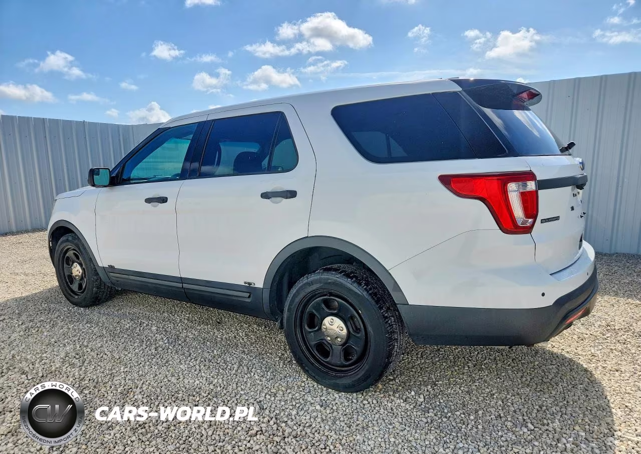 2016 Ford Explorer Police Interceptor VIN:1FM5K8AR3GGD31521 - 2