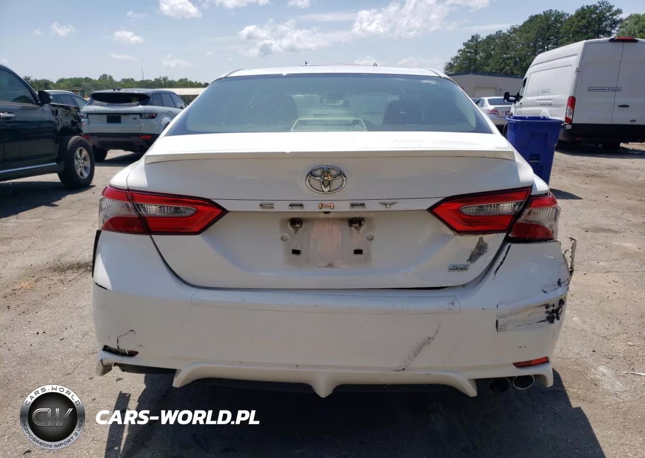 2018 Toyota Camry L VIN:JTNB11HK3J3002466 - 6