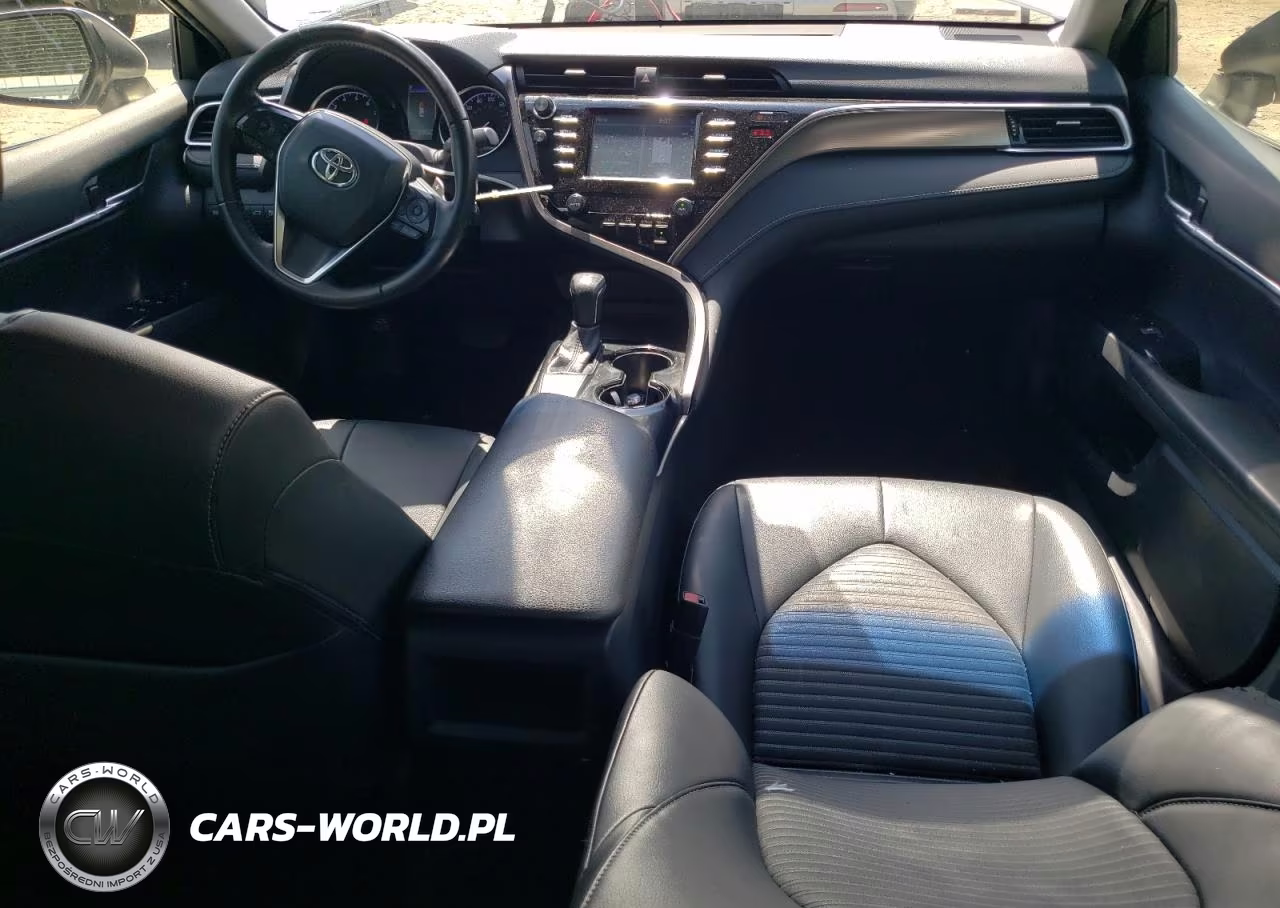 2018 Toyota Camry L VIN:JTNB11HK3J3002466 - 8