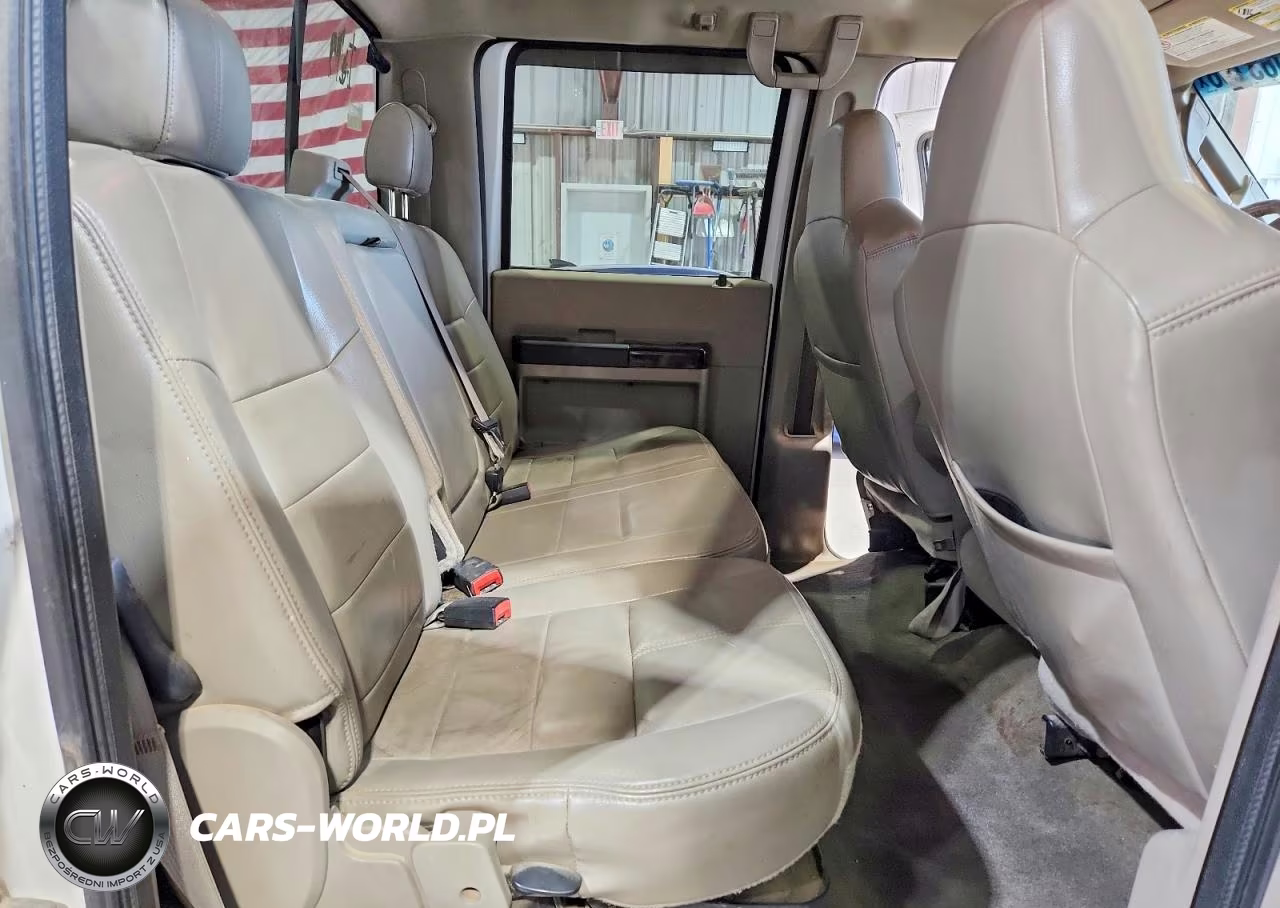 2010 Ford F250 Super Duty VIN:1FTSW2A59AEA54981 - 10