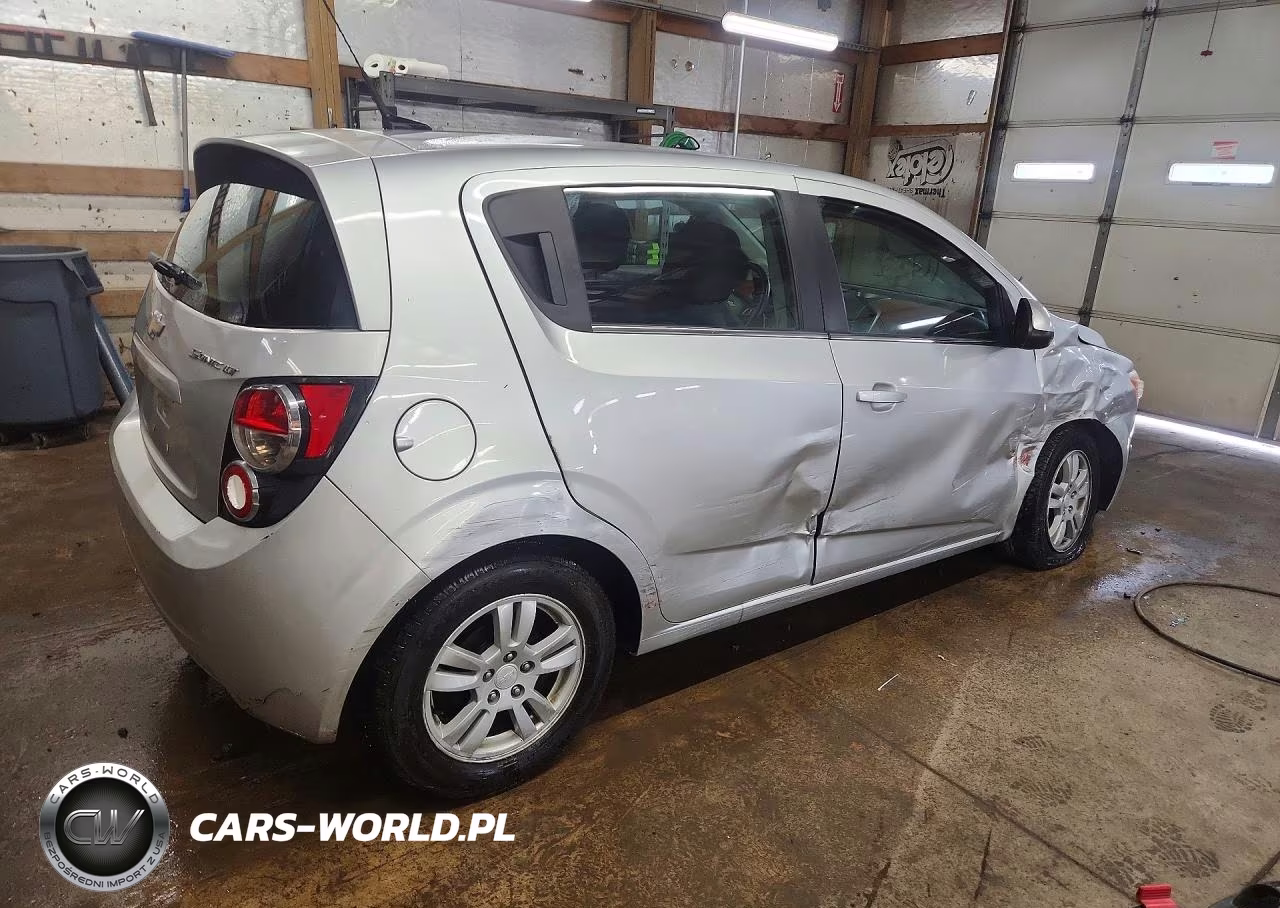 2014 Chevrolet Sonic Lt VIN:1G1JC6SHXE4133133 - 3