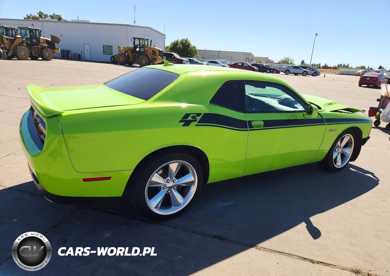 2015 Dodge Challenger Sxt Plus VIN:2C3CDZBT1FH750609 - 3