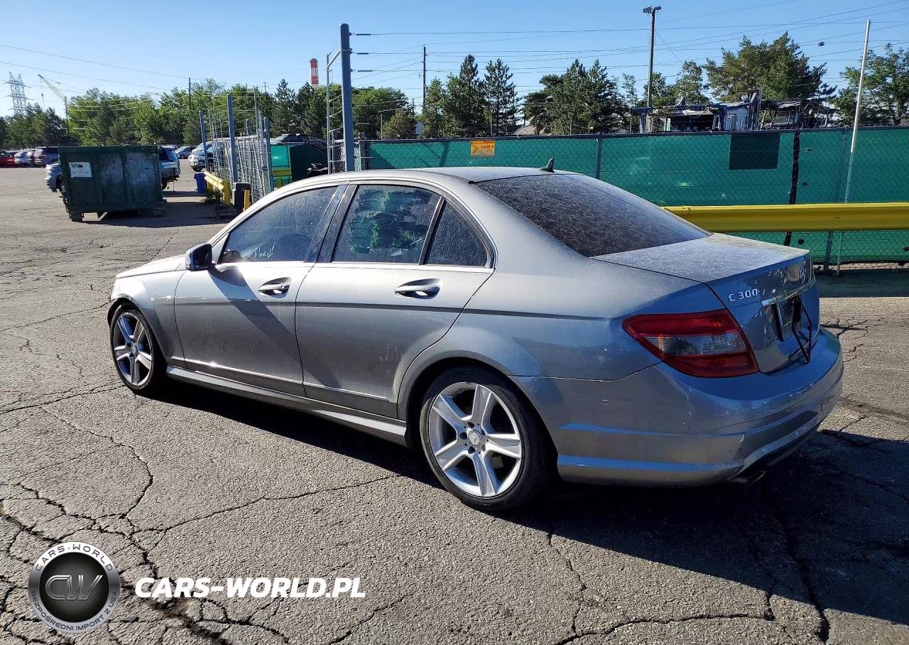 2010 Mercedes-Benz C 300 VIN:WDDGF5EB7AF361573 - 2