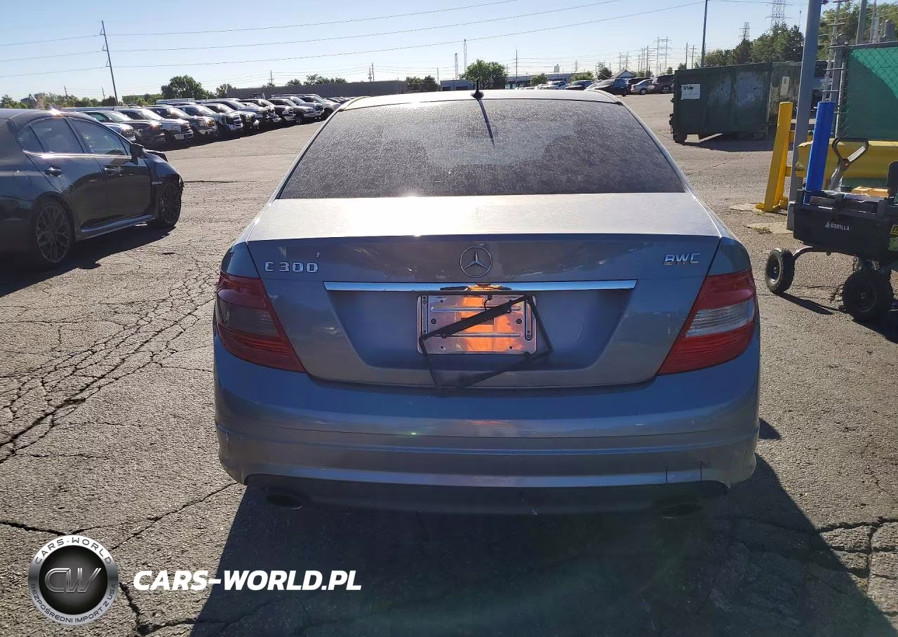 2010 Mercedes-Benz C 300 VIN:WDDGF5EB7AF361573 - 6