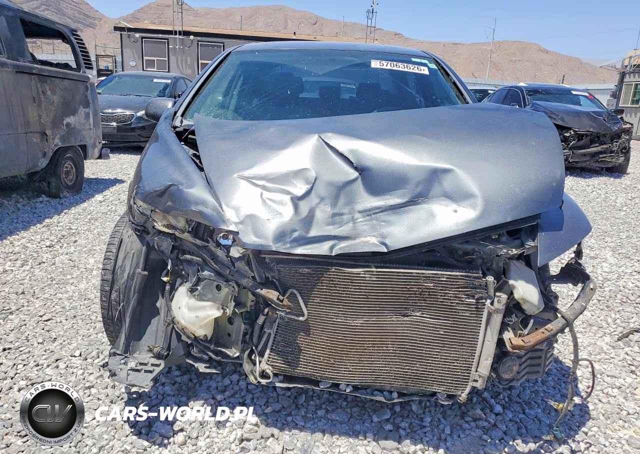 2009 Honda Civic Lx VIN:2HGFA165X9H305922 - 5