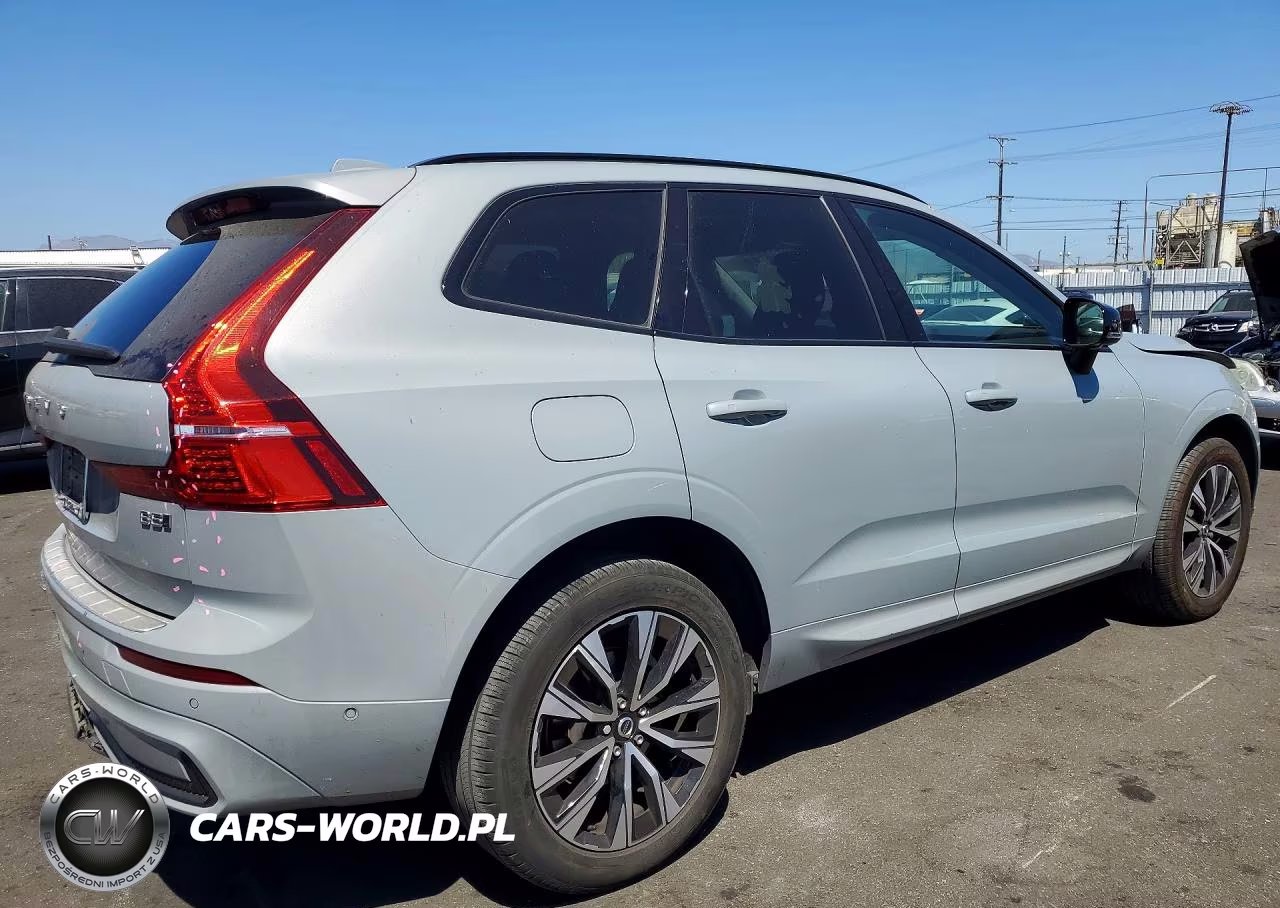 2024 Volvo Xc60 Plus VIN:YV4L12RL6R1716280 - 3