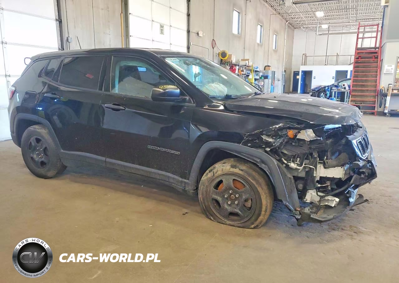 2019 Jeep Compass Sport VIN:3C4NJCAB0KT693128 - 4