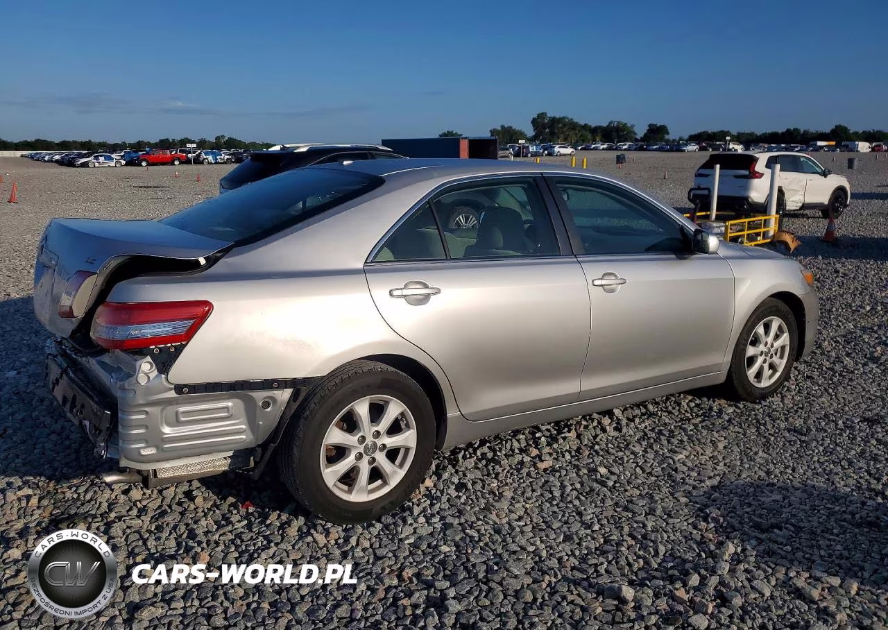 2010 Toyota Camry Le VIN:4T1BF3EK5AU550206 - 3
