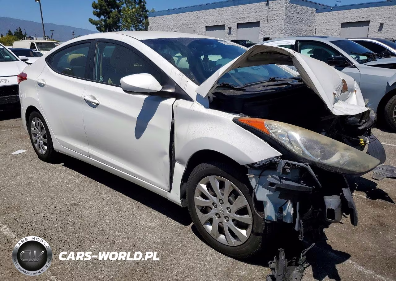 2011 Hyundai Elantra Gls VIN:5NPDH4AE0BH029502 - 4