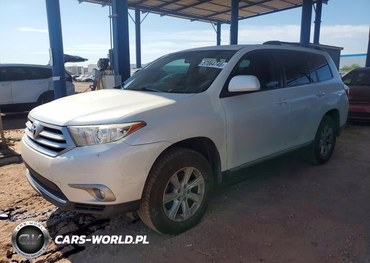 2013 Toyota Highlander Plus