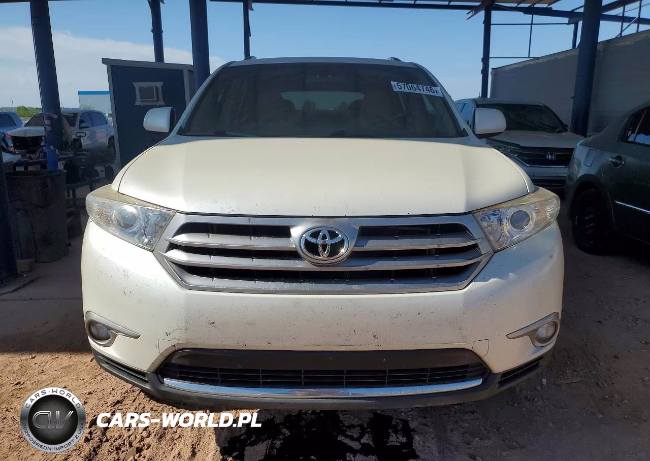 2013 Toyota Highlander Plus VIN:5TDZK3EH1DS130972 - 5