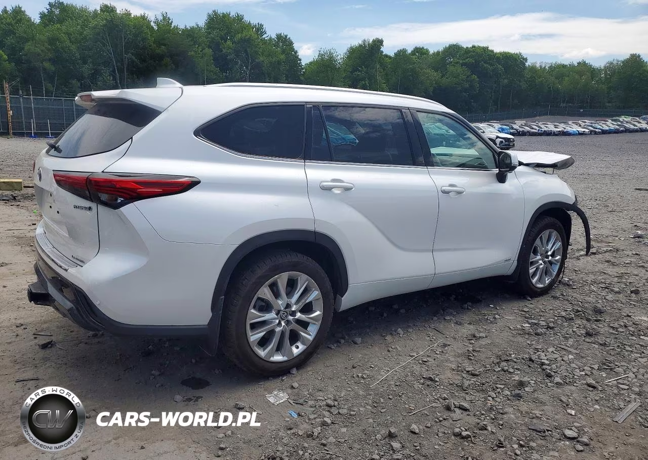 2023 Toyota Highlander Hybrid Limited VIN:5TDXBRCH8PS132851 - 3