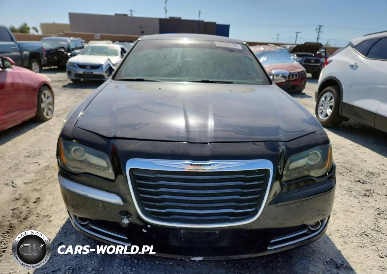 2013 Chrysler 300C VIN:2C3CCAEG5DH606433 - 5