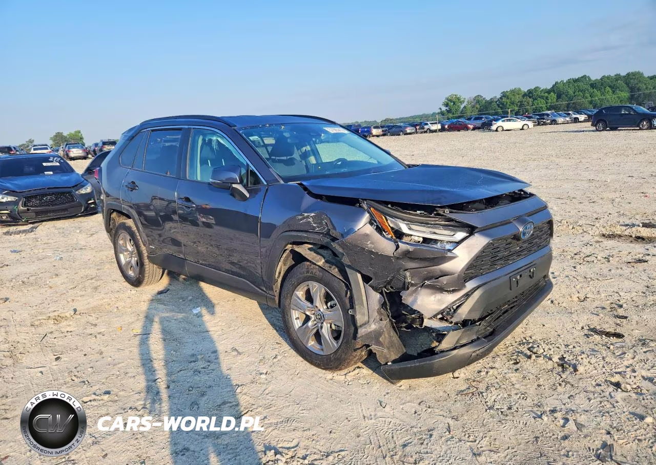 2024 Toyota Rav4 Hybrid Xle VIN:2T3RWRFV2RW221945 - 4