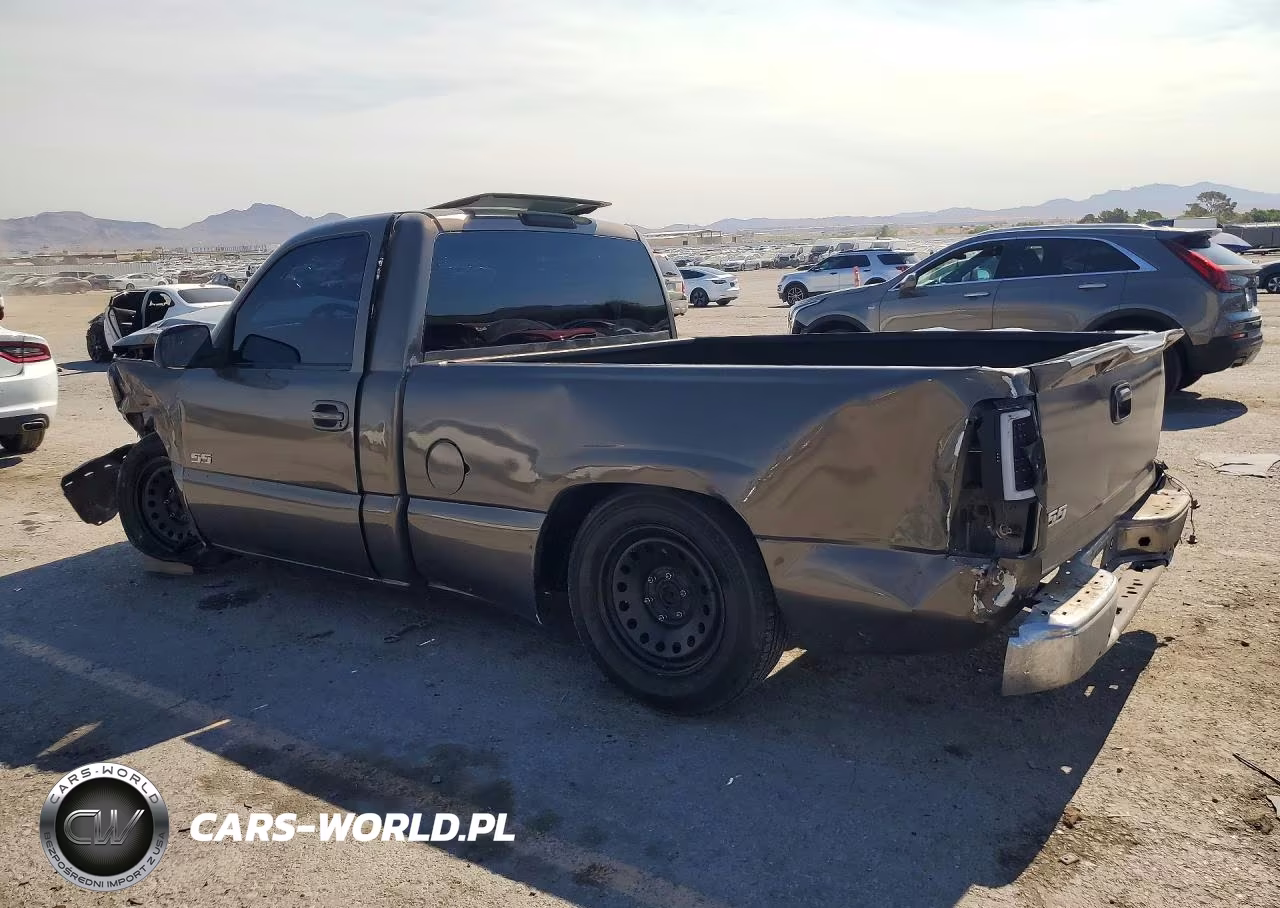 2000 Chevrolet Silverado C1500 VIN:1GCEC14V8YZ230658 - 2
