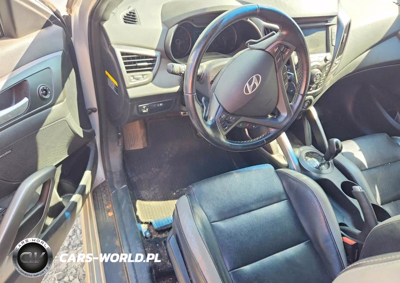 2016 Hyundai Veloster Turbo VIN:KMHTC6AEXGU302640 - 8