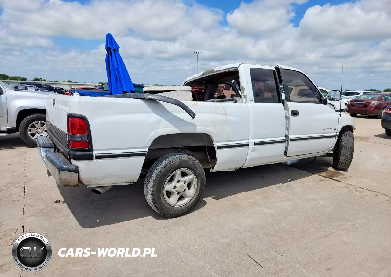 1996 Dodge Ram 1500 VIN:3B7HC13Z0TG168425 - 3