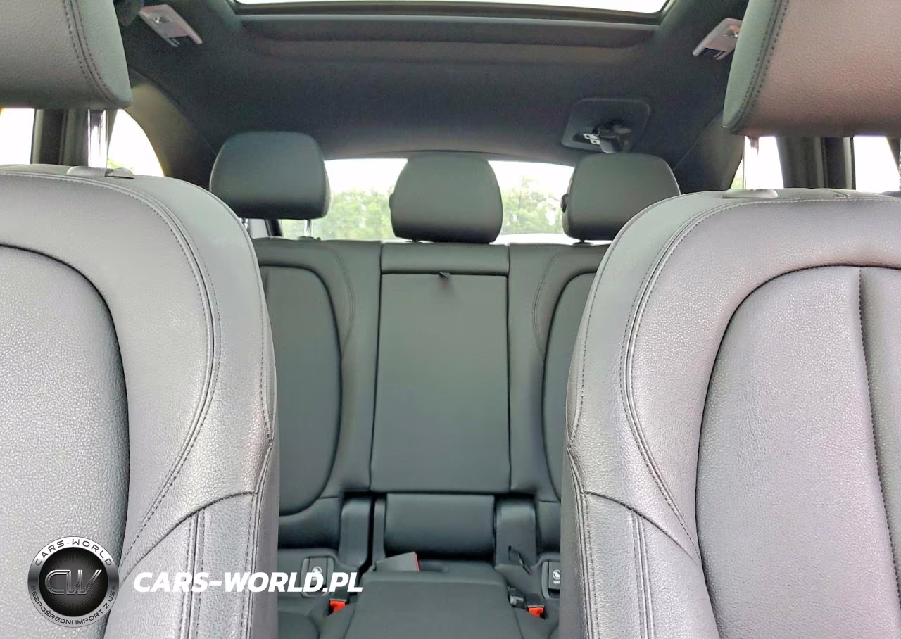2020 BMW X1 xDrive28I VIN:WBXJG9C04L5P41049 - 10