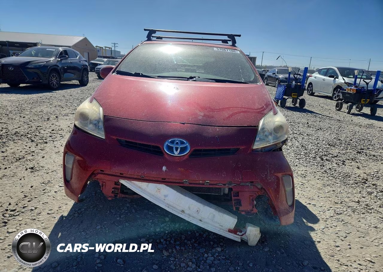2014 Toyota Prius Two VIN:JTDKN3DU9E0374767 - 5