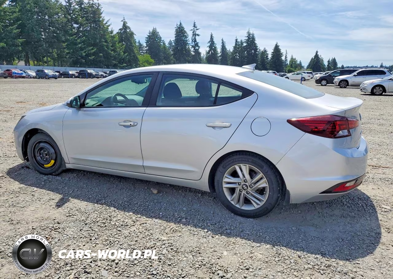 2019 Hyundai Elantra Value Edition VIN:5NPD84LF2KH476547 - 2