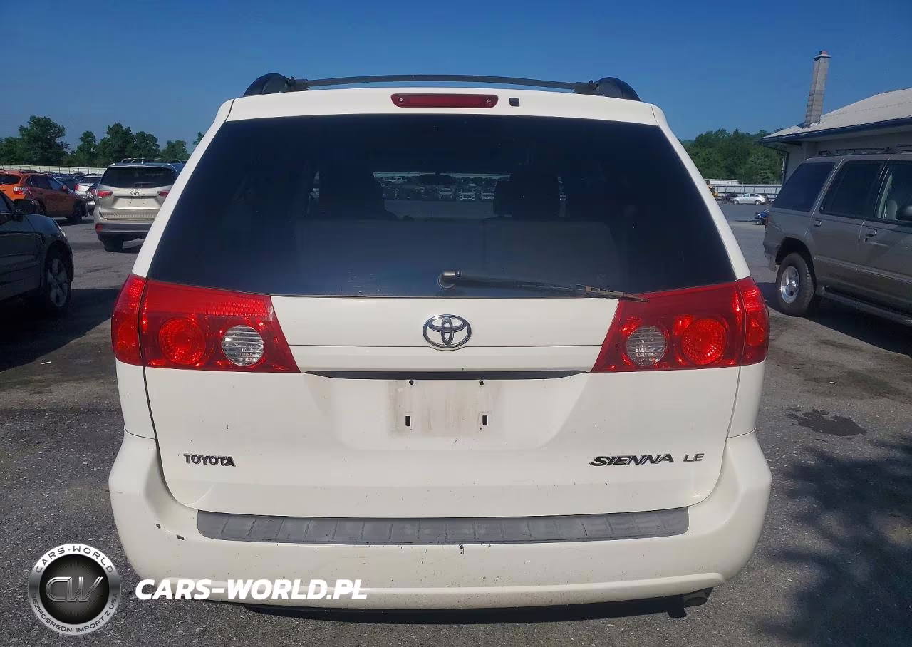 2007 Toyota Sienna Le 7-Passenger VIN:5TDZK23C07S069040 - 6
