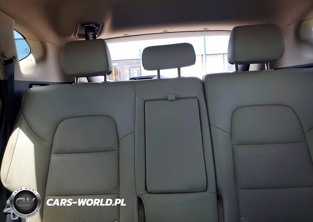 2018 Hyundai Tucson Sel Plus VIN:KM8J3CA49JU635447 - 10