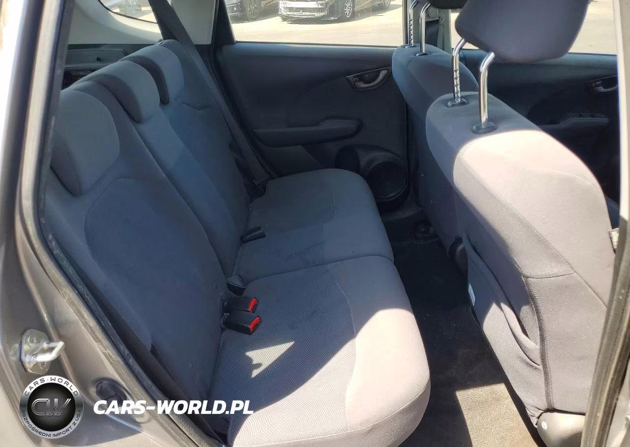 2009 Honda Fit VIN:JHMGE88269S070994 - 10