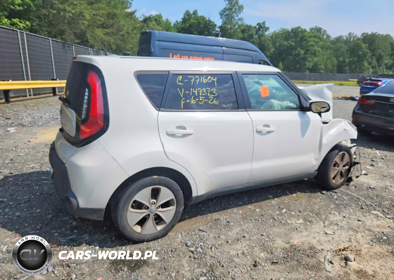 2015 Kia Soul Base VIN:KNDJN2A22F7147373 - 3