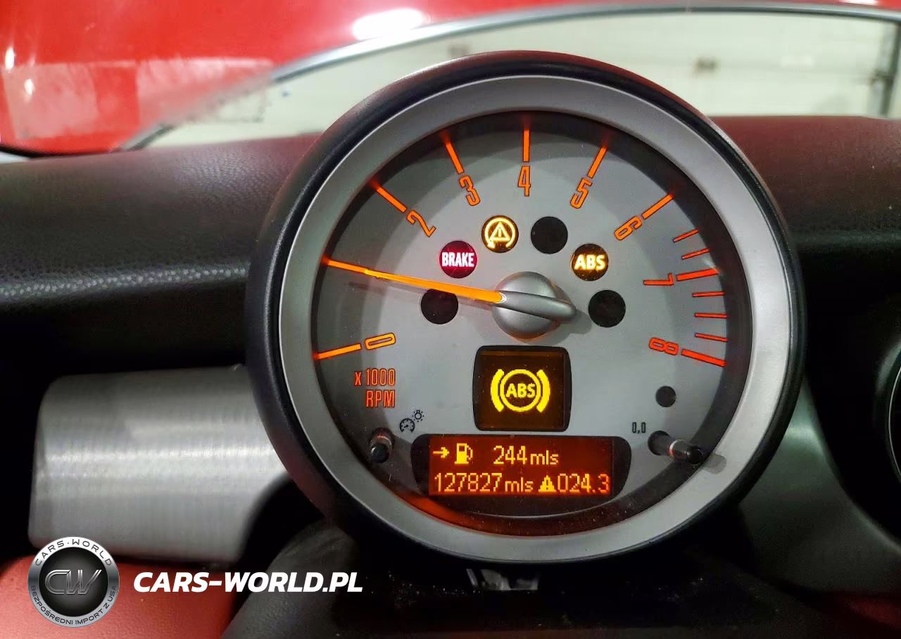 2010 Mini Cooper S VIN:WMWMF7C53ATX45225 - 9