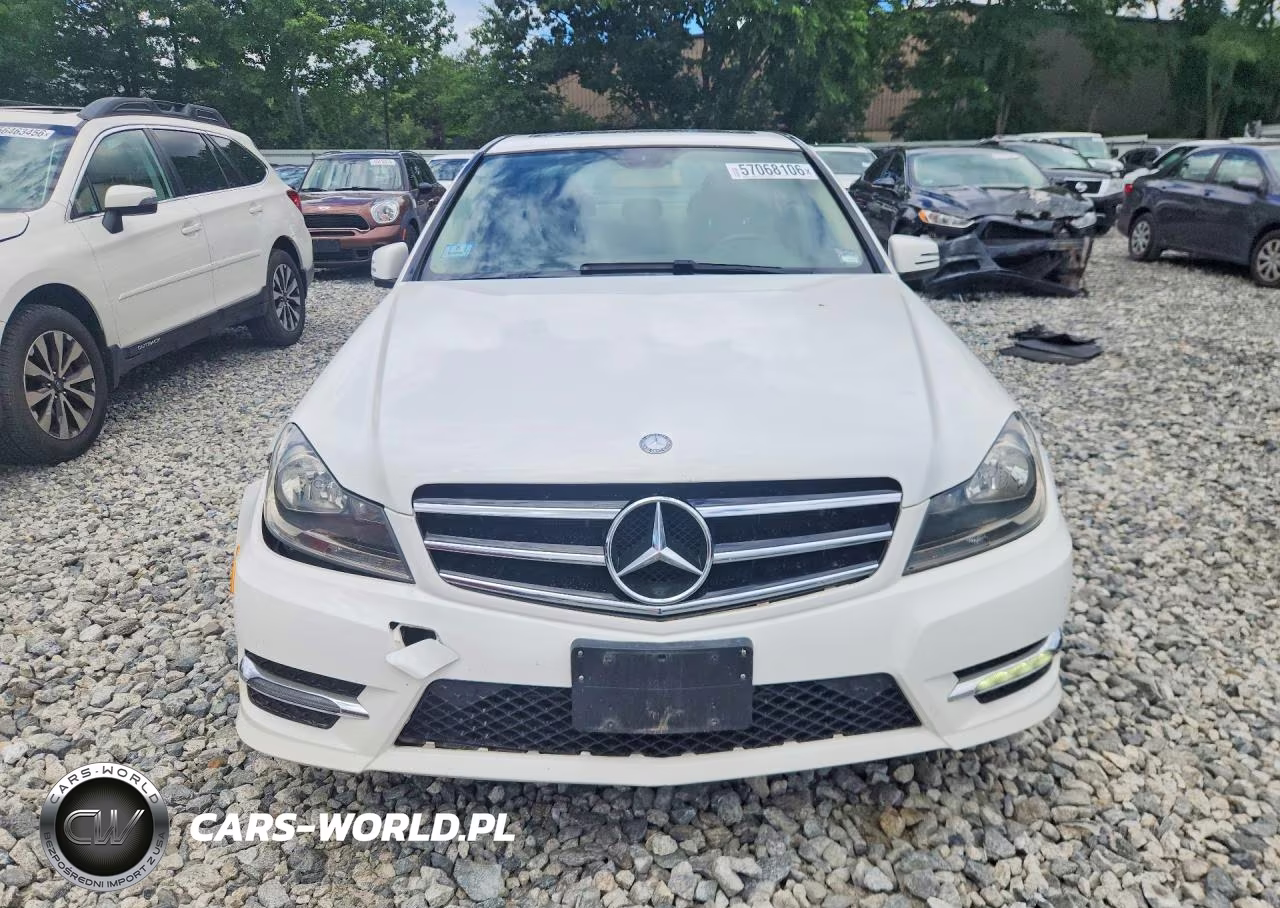 2014 Mercedes-Benz C 300 4Matic VIN:WDDGF8AB6ER317155 - 5